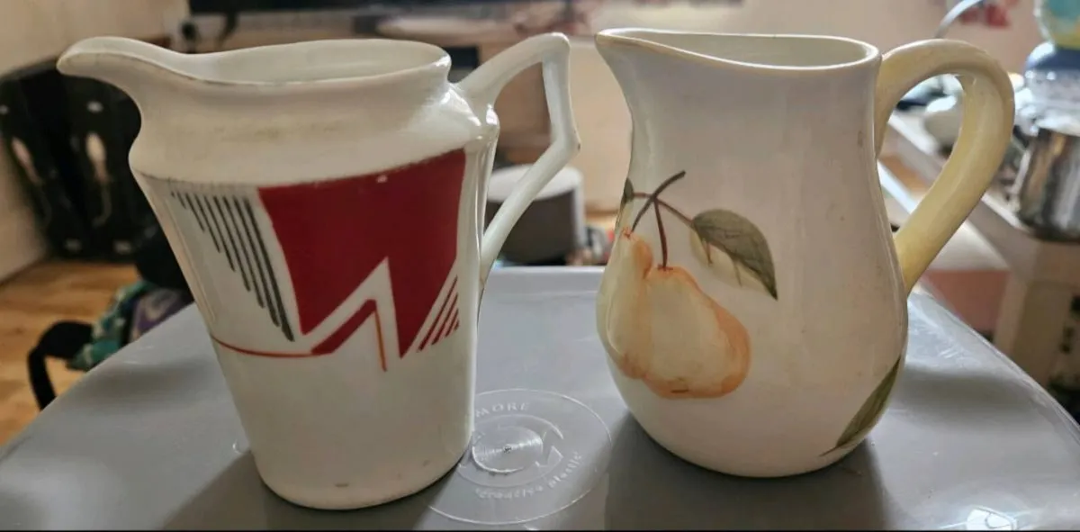 5 Small Jugs - Image 1