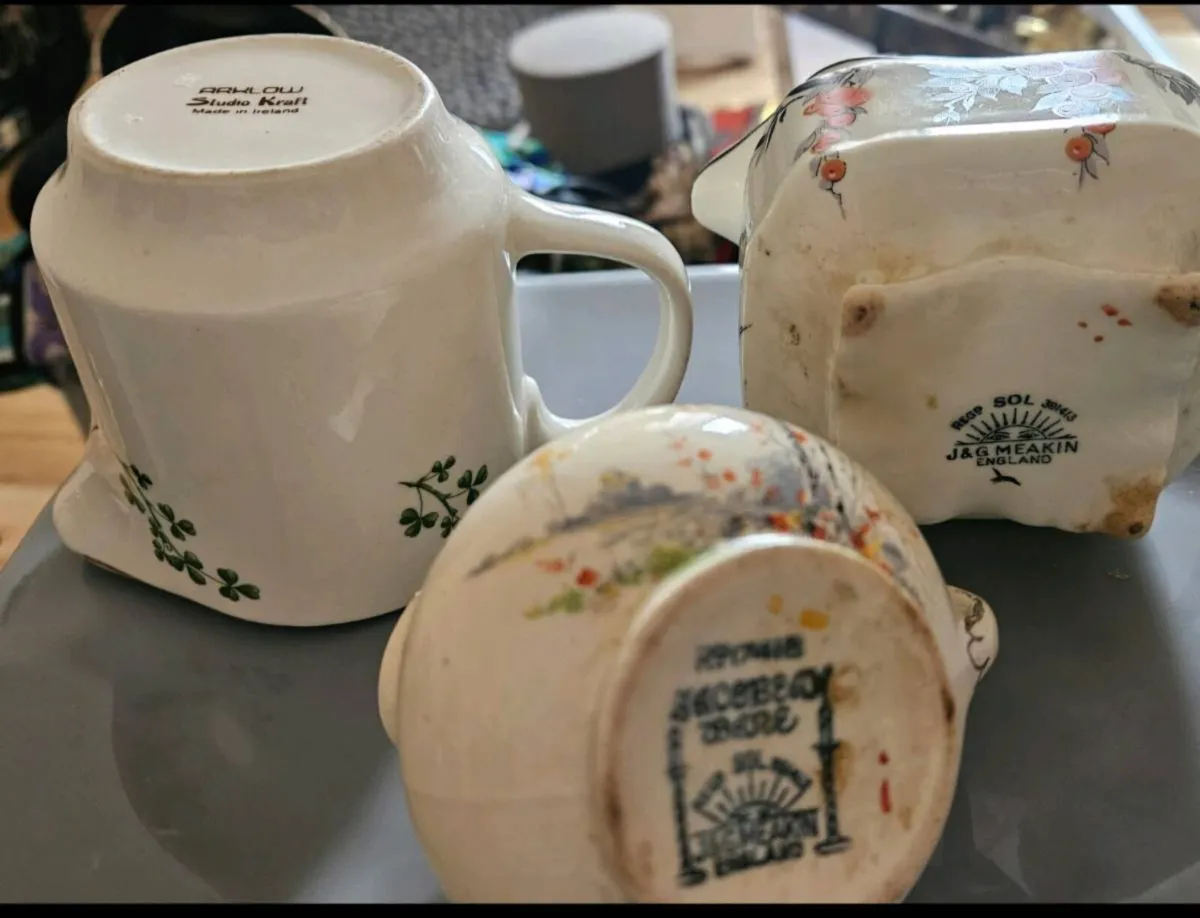 5 Small Jugs - Image 2