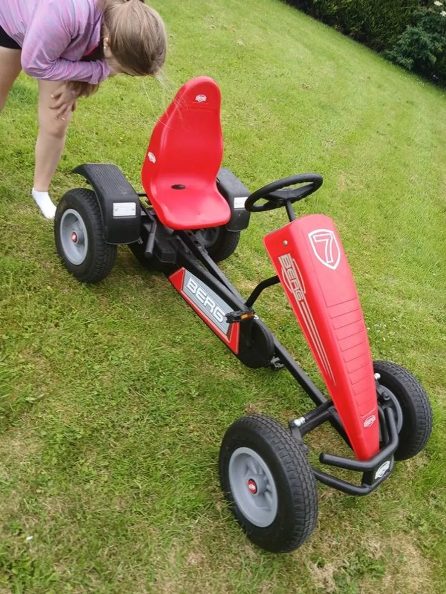 Near Pristine Condition Double Seat Berg Buggy, With The Rare Full Complete Waterproof Body Kit. - Image 2