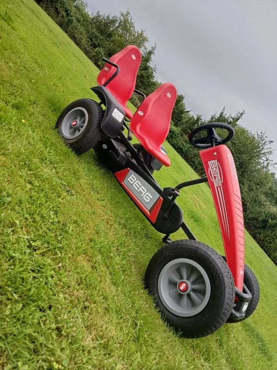 Near Pristine Condition Double Seat Berg Buggy, With The Rare Full Complete Waterproof Body Kit. - Image 3