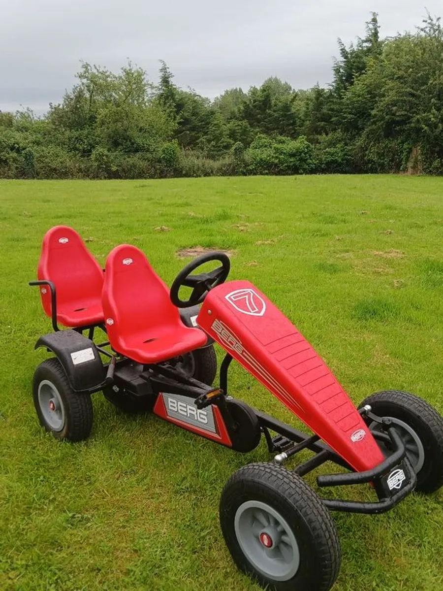 Near Pristine Condition Double Seat Berg Buggy, With The Rare Full Complete Waterproof Body Kit. - Image 4