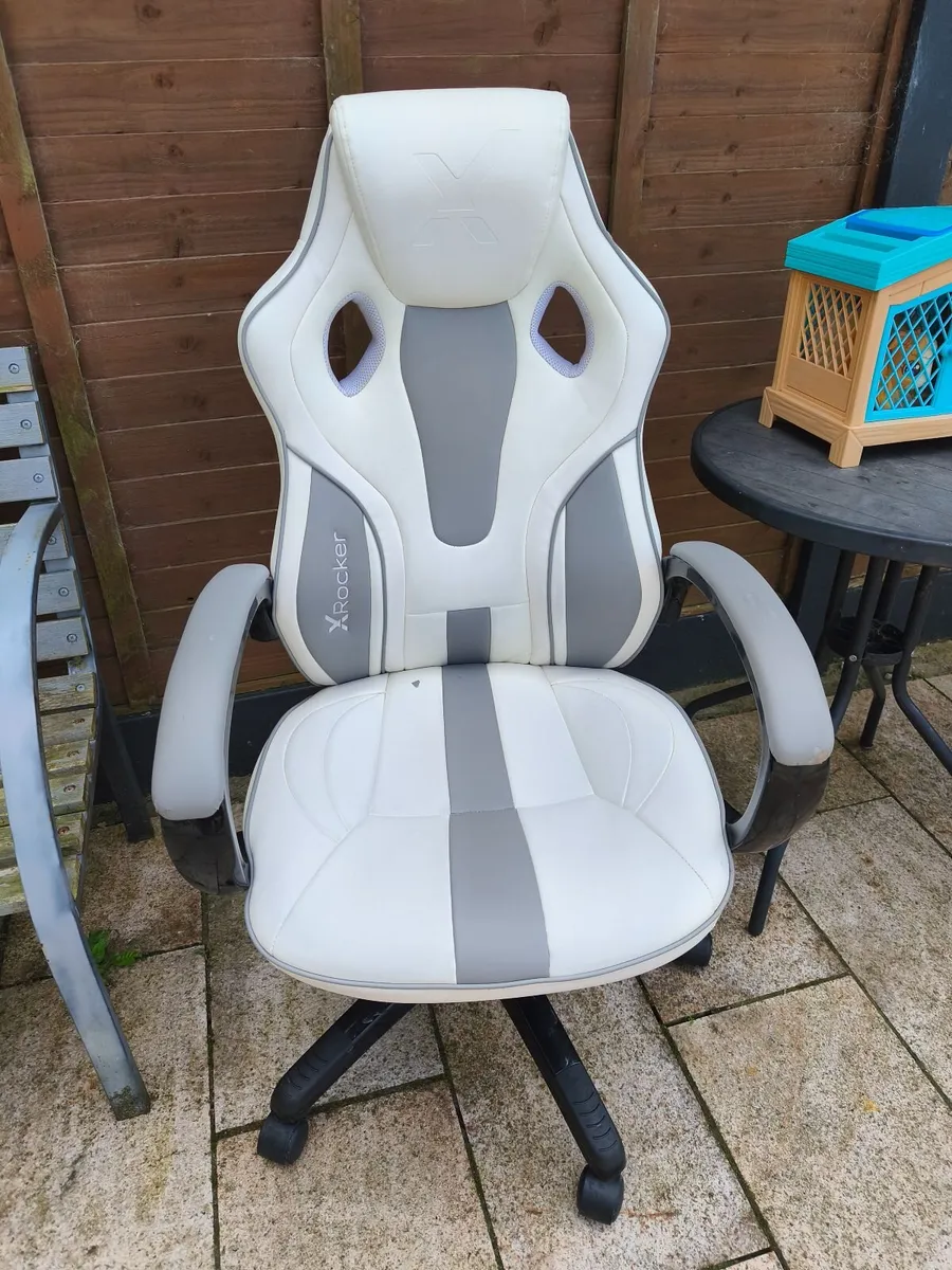 X Rocker Office chair/ gaming chair