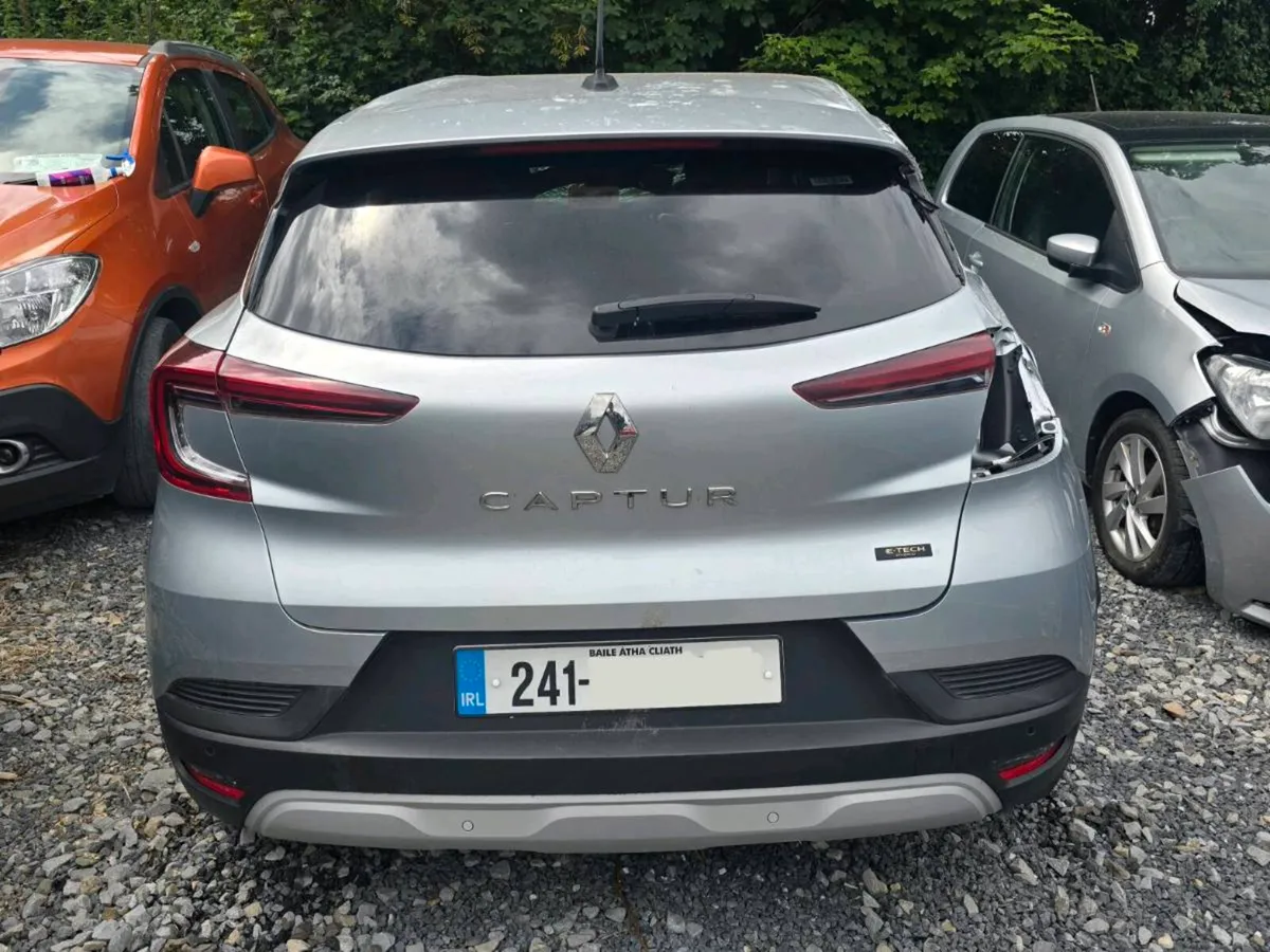 2024 RENAULT CAPTUR - Image 4