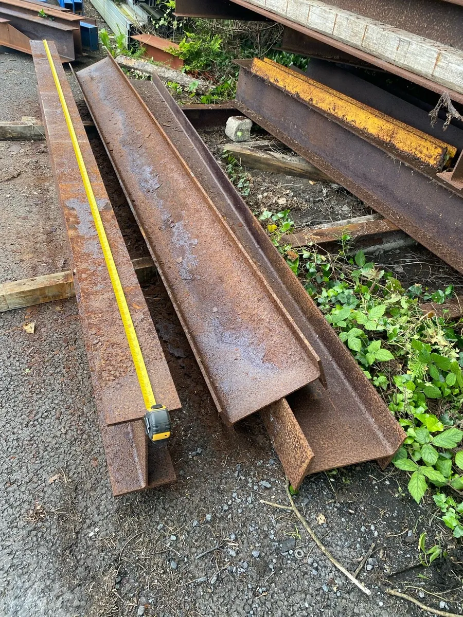 Gate posts steel beams - Image 1