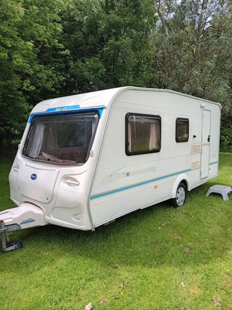Caravan - Image 3