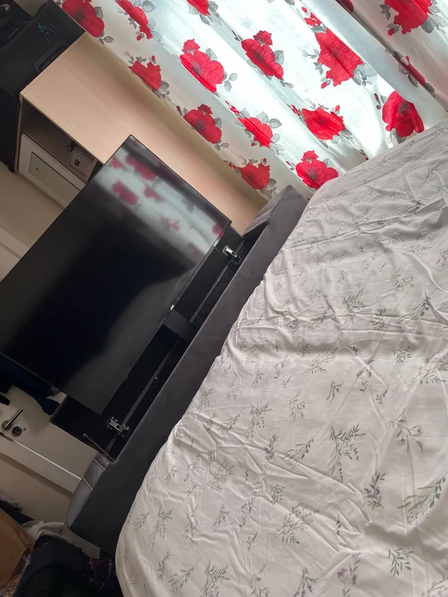 Tv bed - Image 2