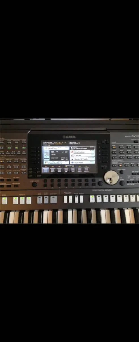 Yamaha psr-s970 - Image 2