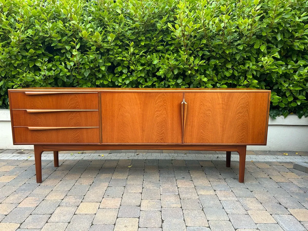 McIntosh mid century teak sideboard credenza - Image 3