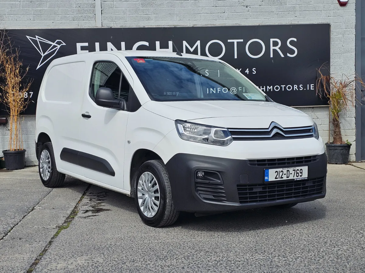 CITROEN BERLINGO // 3 SEATS // BIG SPEC - Image 1