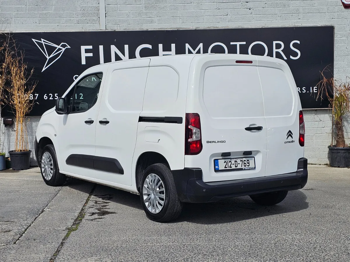 CITROEN BERLINGO // 3 SEATS // BIG SPEC - Image 2