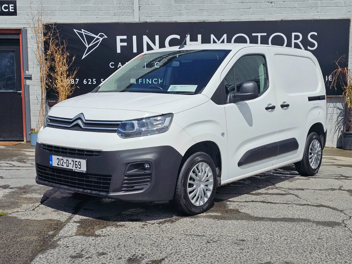 CITROEN BERLINGO // 3 SEATS // BIG SPEC - Image 3