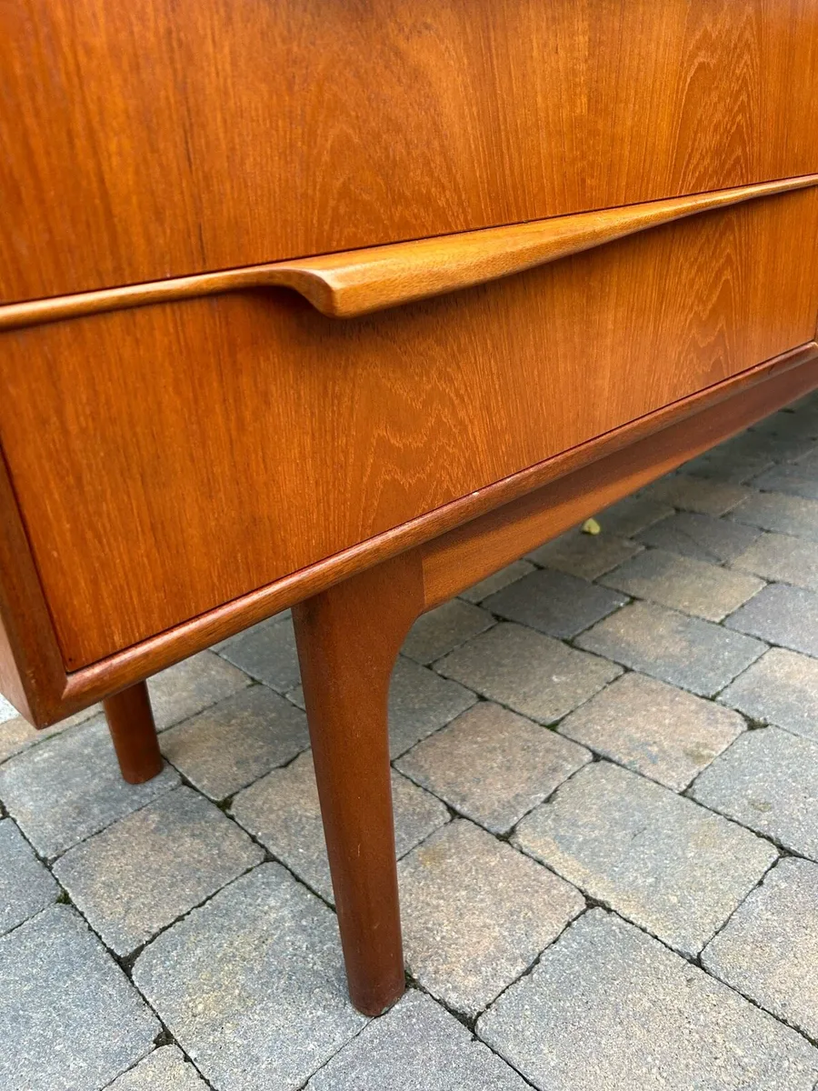 McIntosh mid century teak sideboard credenza - Image 4