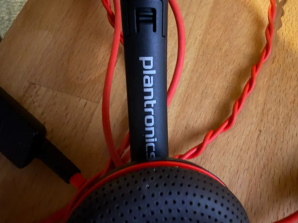 Plantronics C3225 USB Stereo Headset - Image 2