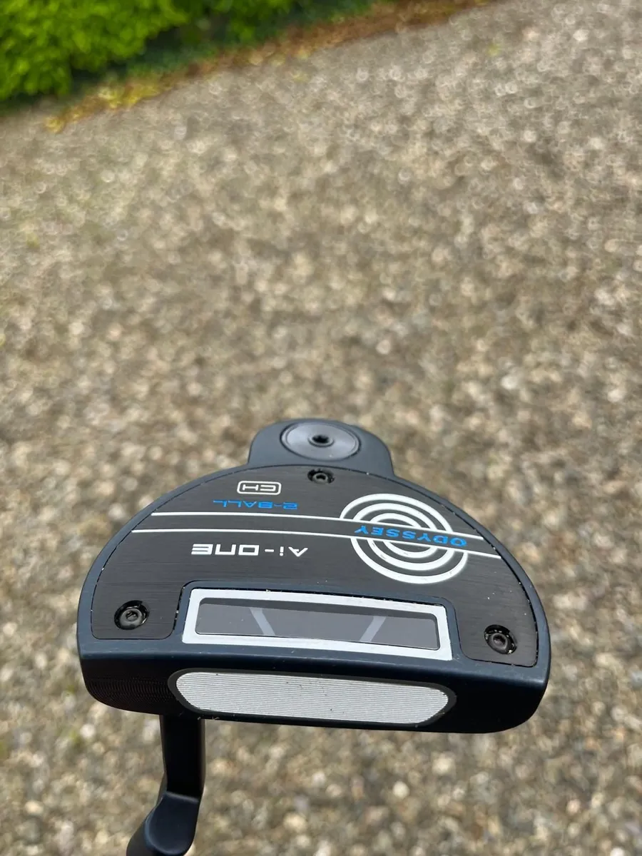 Odyssey AI-ONE 2-BALL 33" As New - Image 2