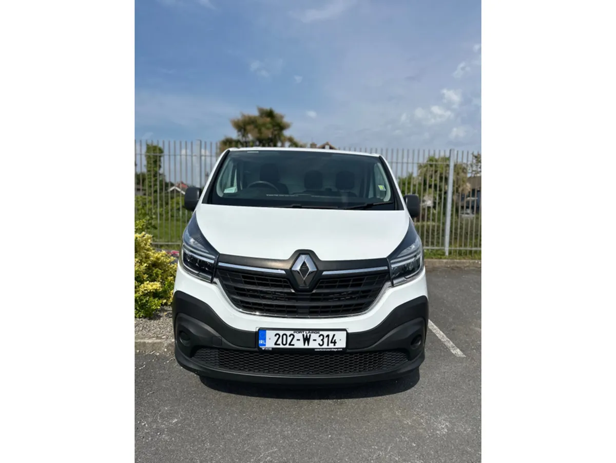 Renault Trafic SL28 ENERGY DCI 120 BUSINESS M - Image 2
