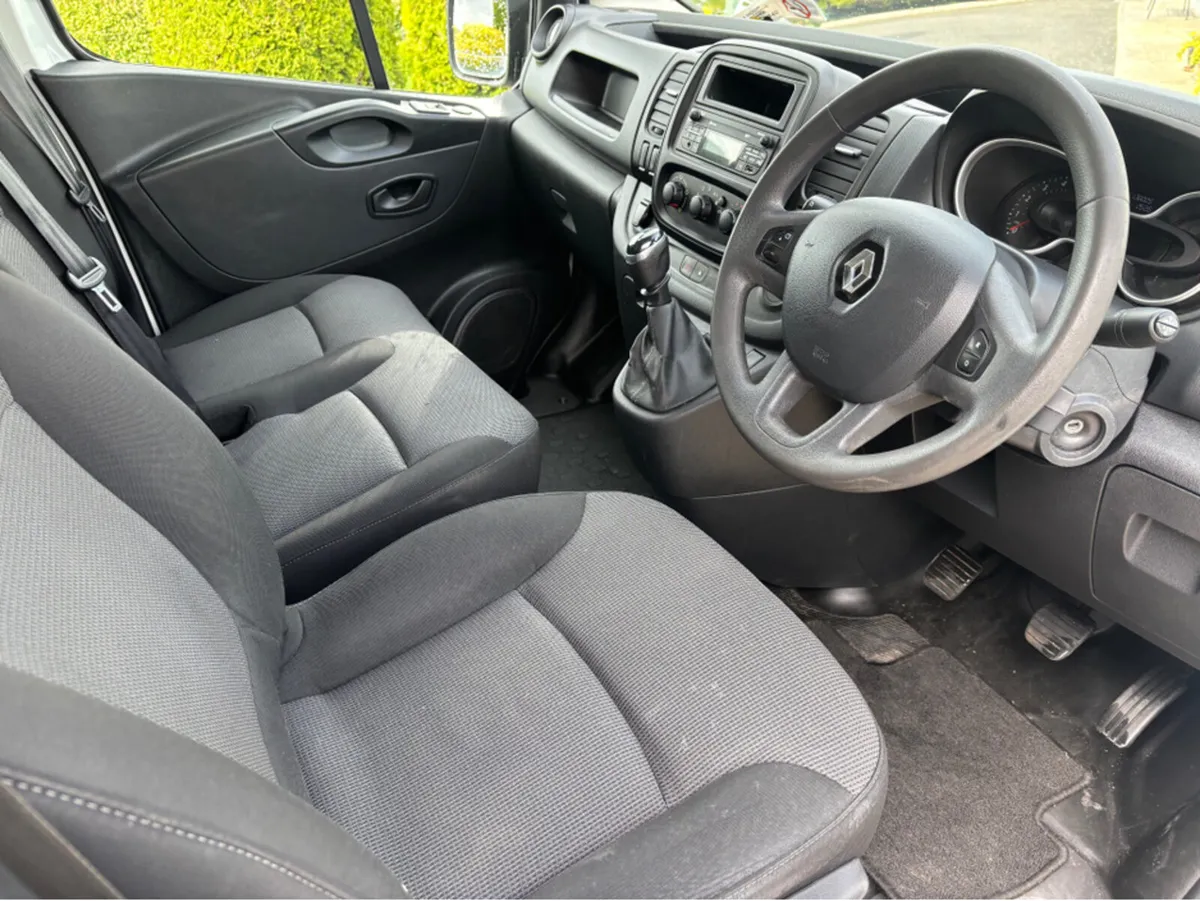 Renault Trafic LL30  DCI 120 BUSINESS - Image 4