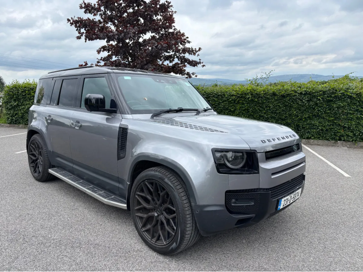 Land Rover Defender 110 3.0 D HAR HARD TOP SE - Image 2