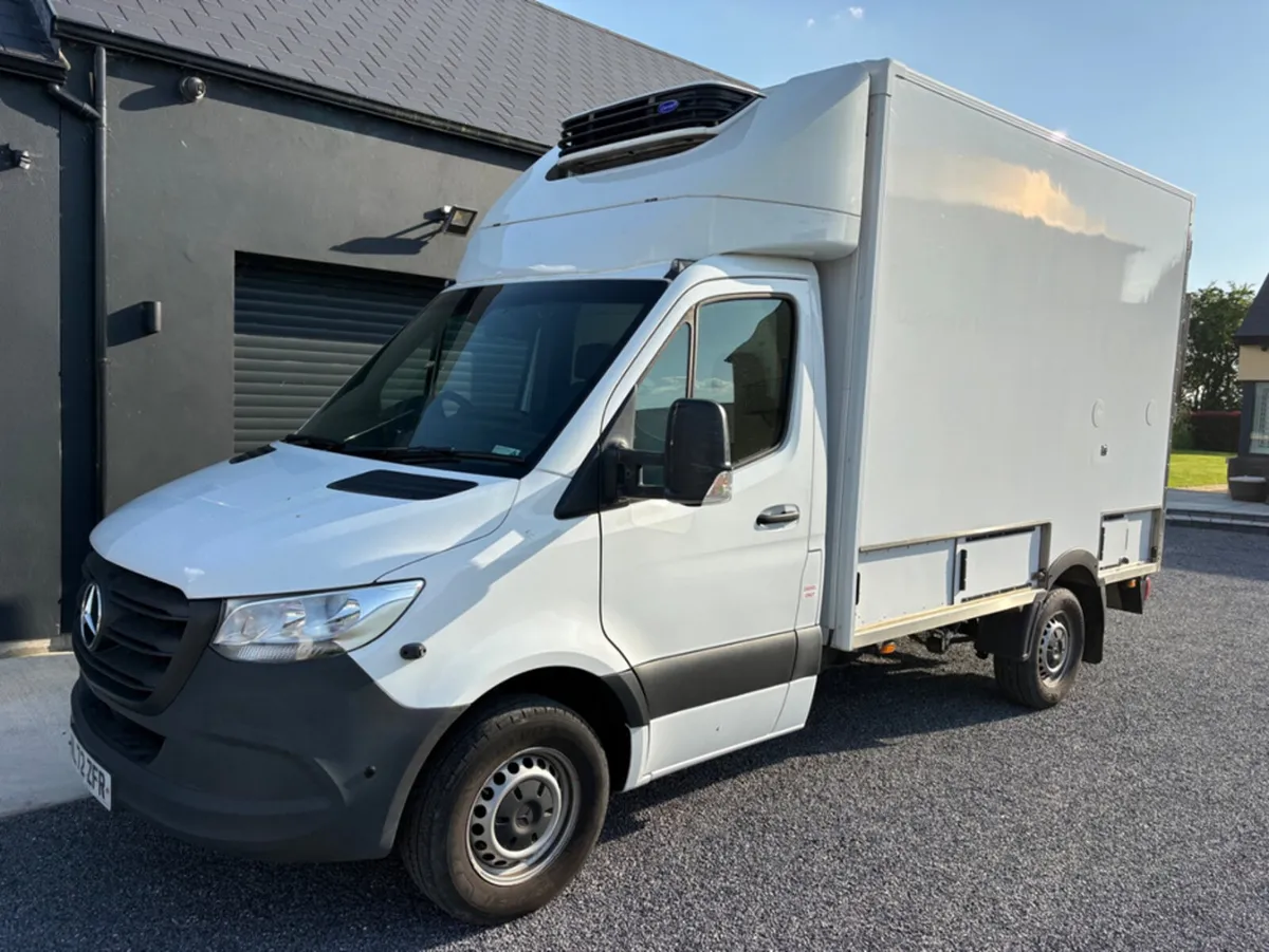 Mercedes-Benz Sprinter FRIDGE VAN - 315 PROGRESSIV - Image 2