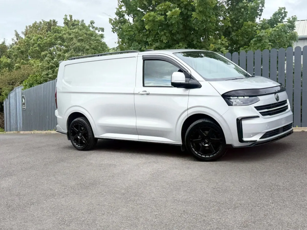 Volkswagen Transporter T28 COMMERCIAL TDI P/V PLUS - Image 2