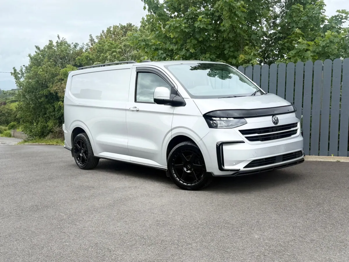Volkswagen Transporter T28 COMMERCIAL TDI P/V PLUS - Image 3