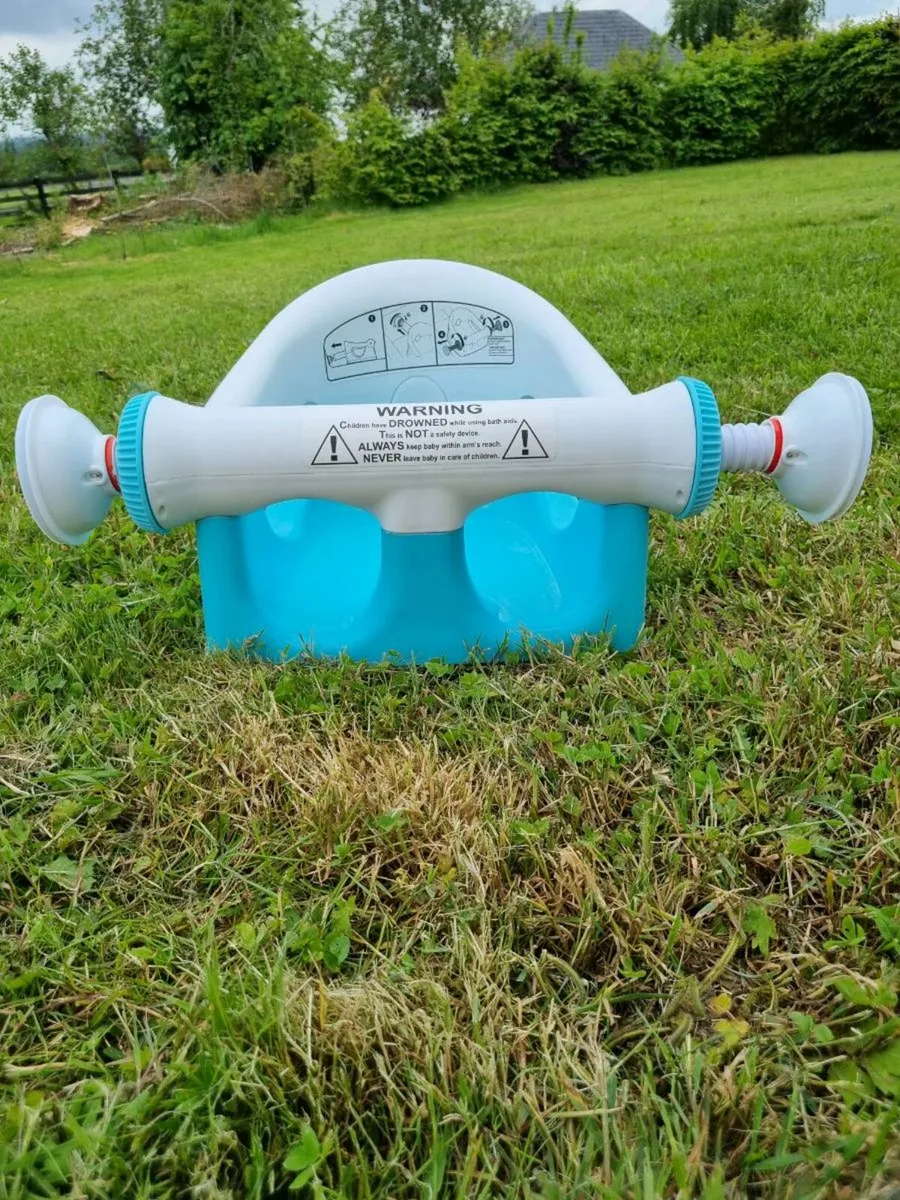 Baby bath and Bath seat - Image 1