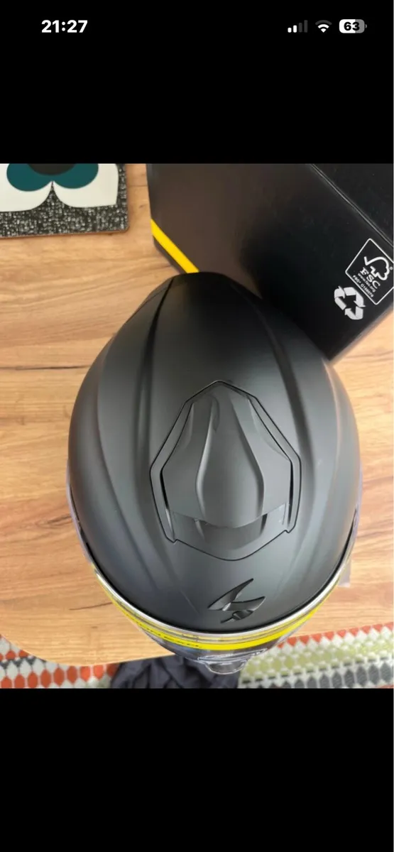 Bike helmet - Image 2