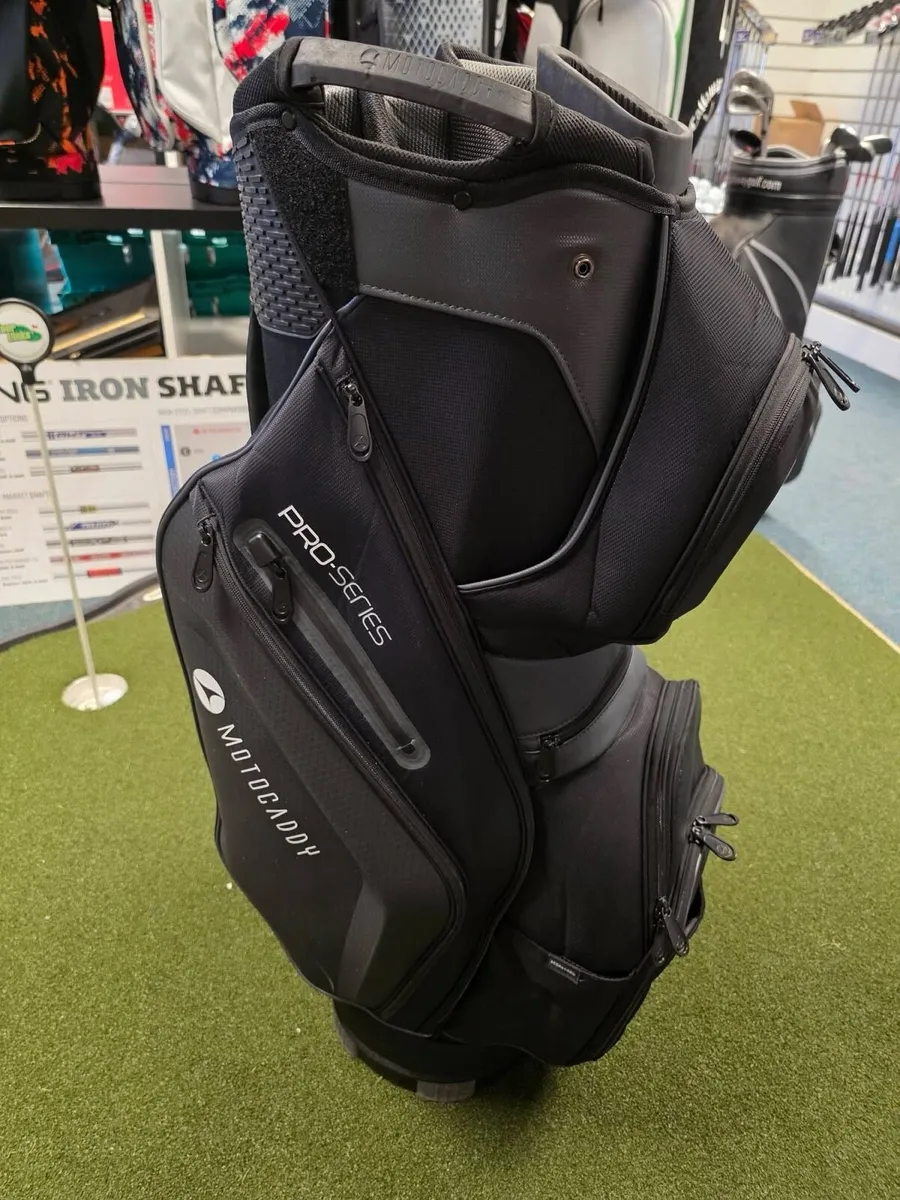 Motocaddy Pro Series Cart Bag - Image 3