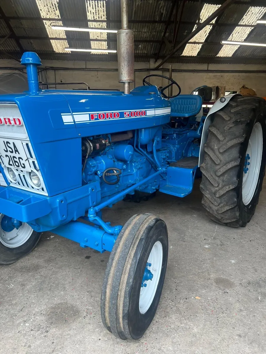 Ford 5000 tractor - Image 1