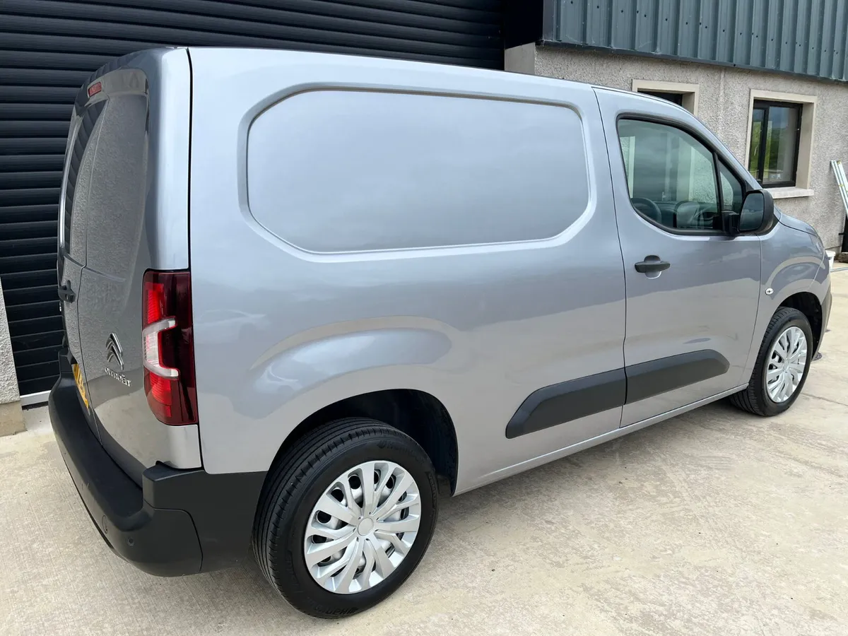 Citroen Berlingo 2022 - Image 4