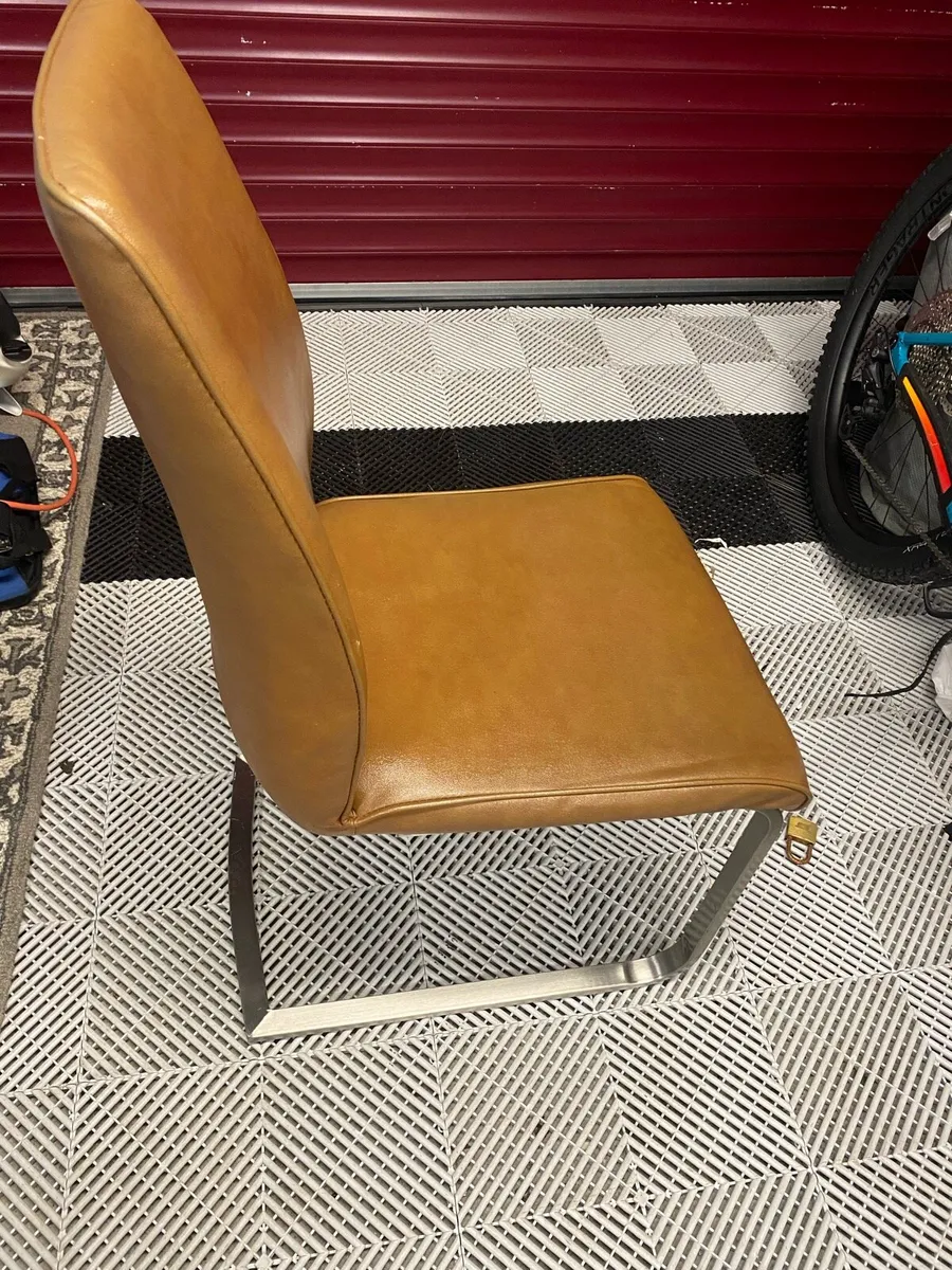 Kitchen Chairs - Image 3