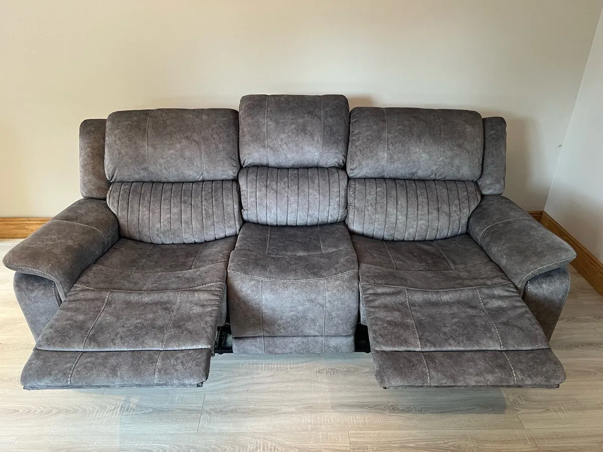Couch - Image 3