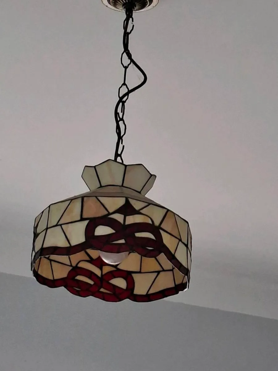 2 Tiffany style lampshades - Image 2