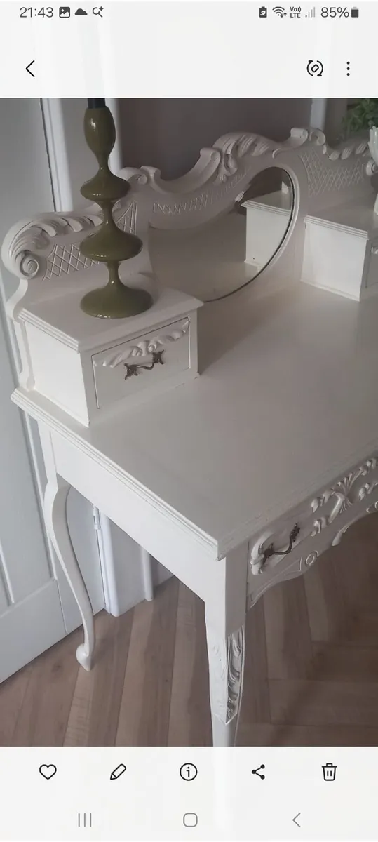 Antique French style table - Image 4