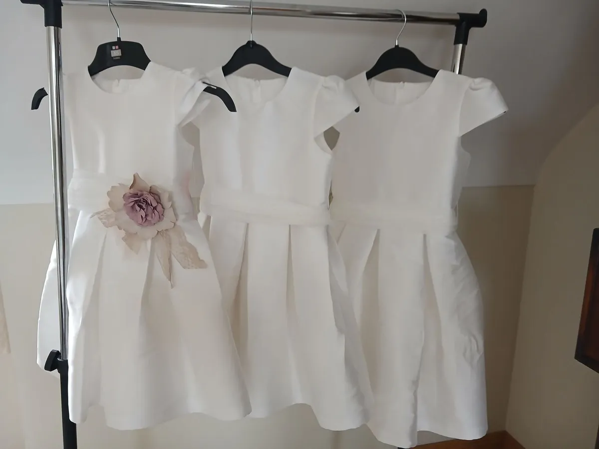 Flower girl dresses - Image 3