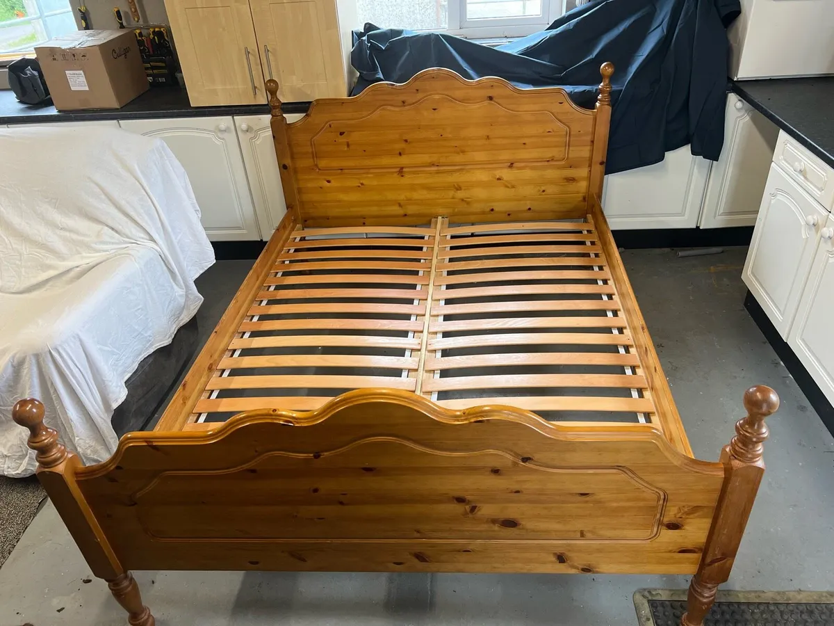 Bed - Image 1