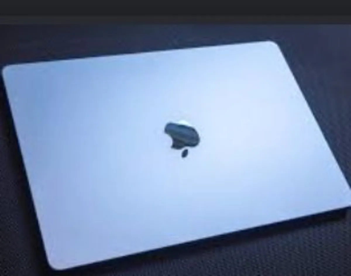 As new Apple mcbook M4, 16 GB ram, - Image 1