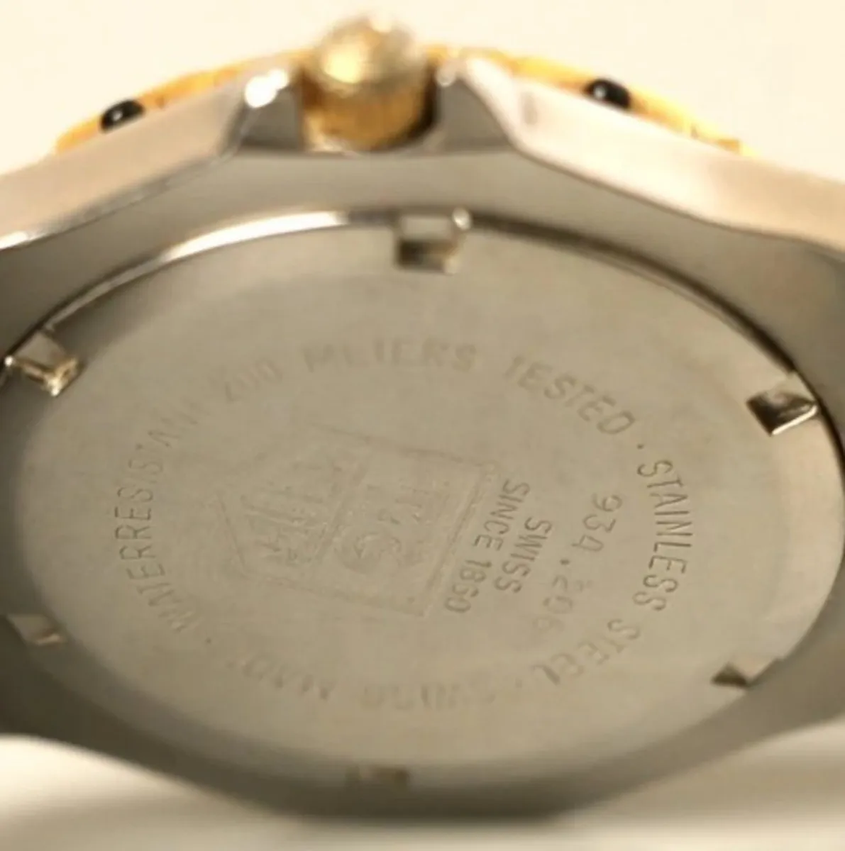 TAG Heuer Professional 934.213 Men's Quartz Watch - Image 2