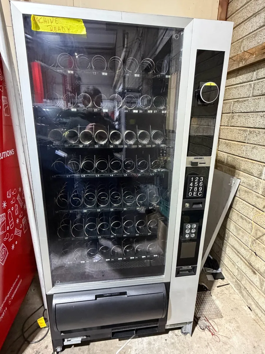 Vending machines - Image 1