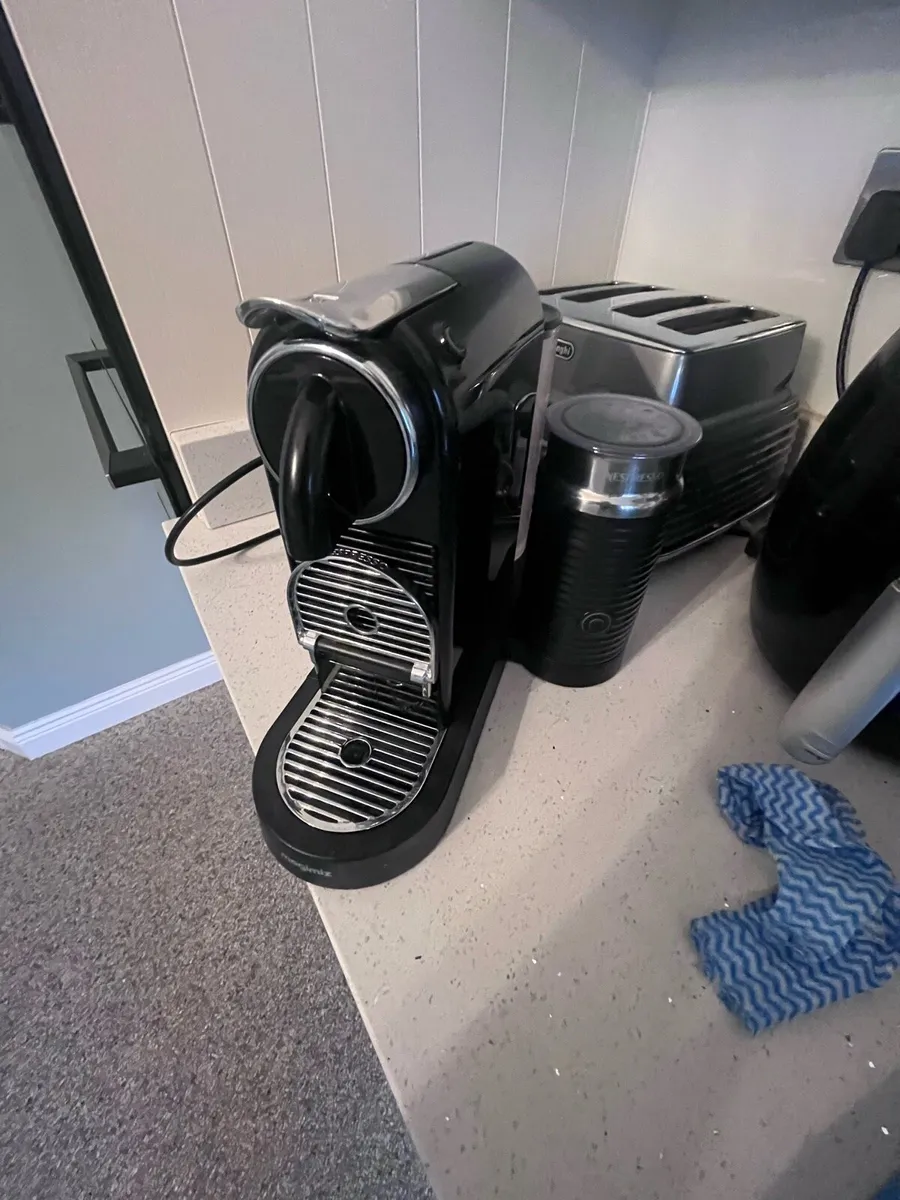 Coffee machine & Toaster - Image 3