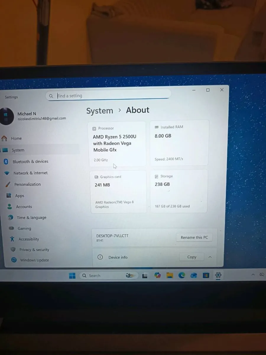 Lenovo IdeeaPad 530S - Image 1