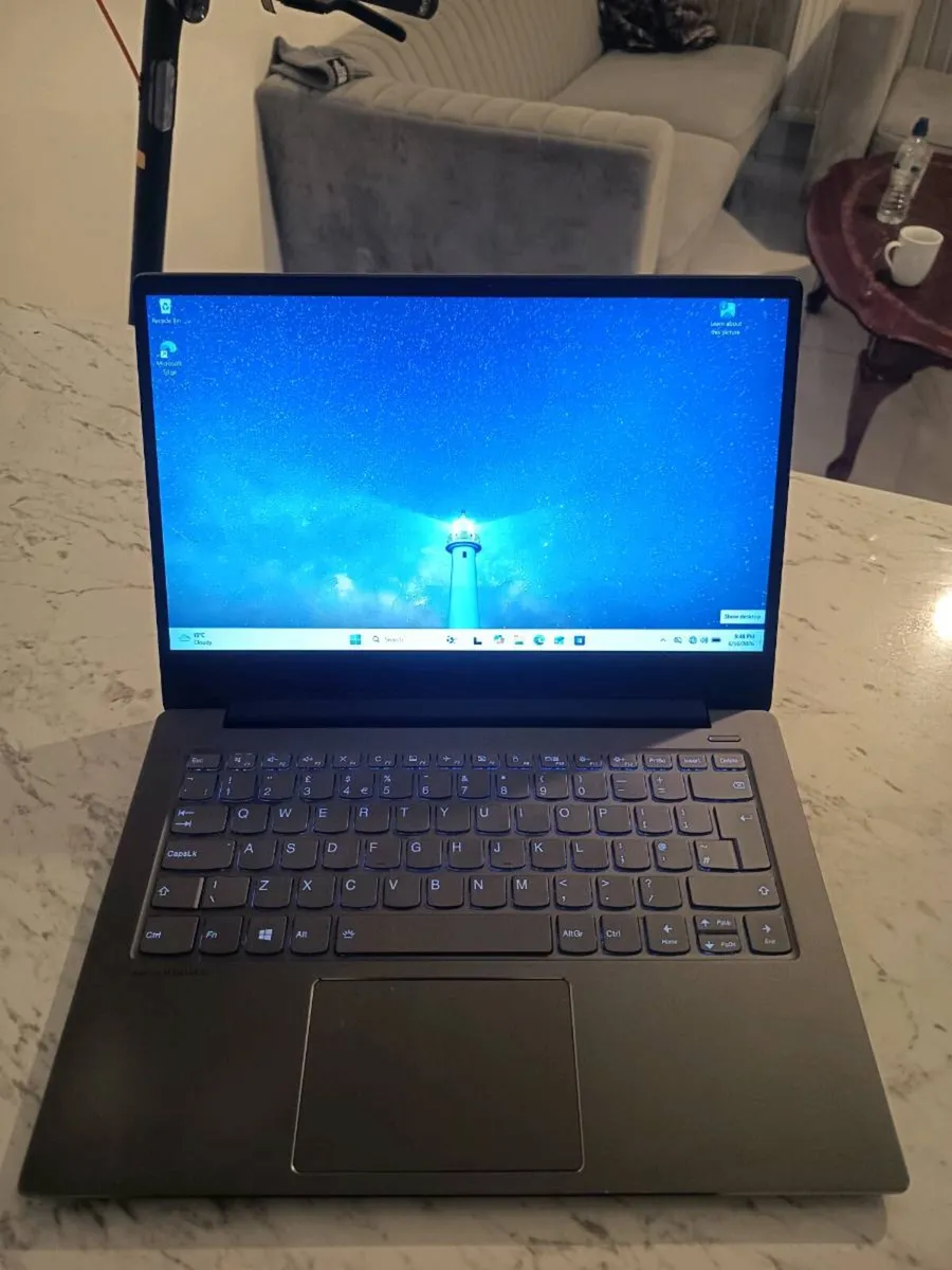 Lenovo IdeeaPad 530S - Image 4