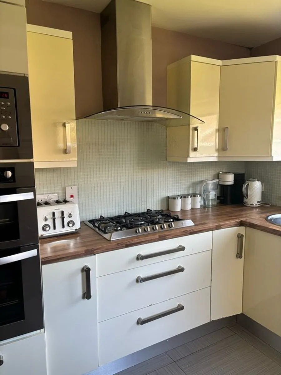 Kitchen - Image 4