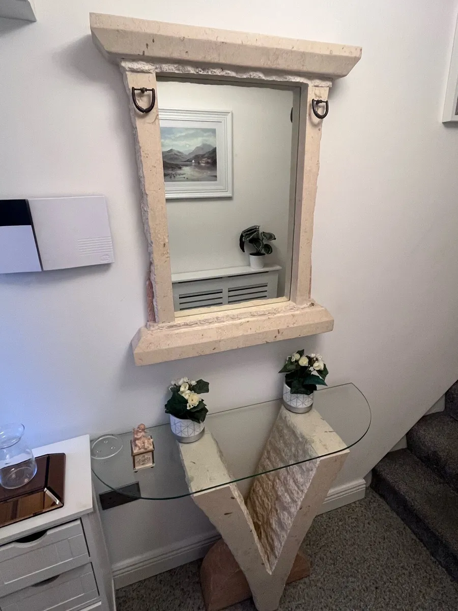 Marble Hall Table and Mirror - Image 2