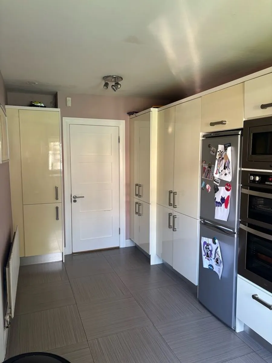 Kitchen - Image 1