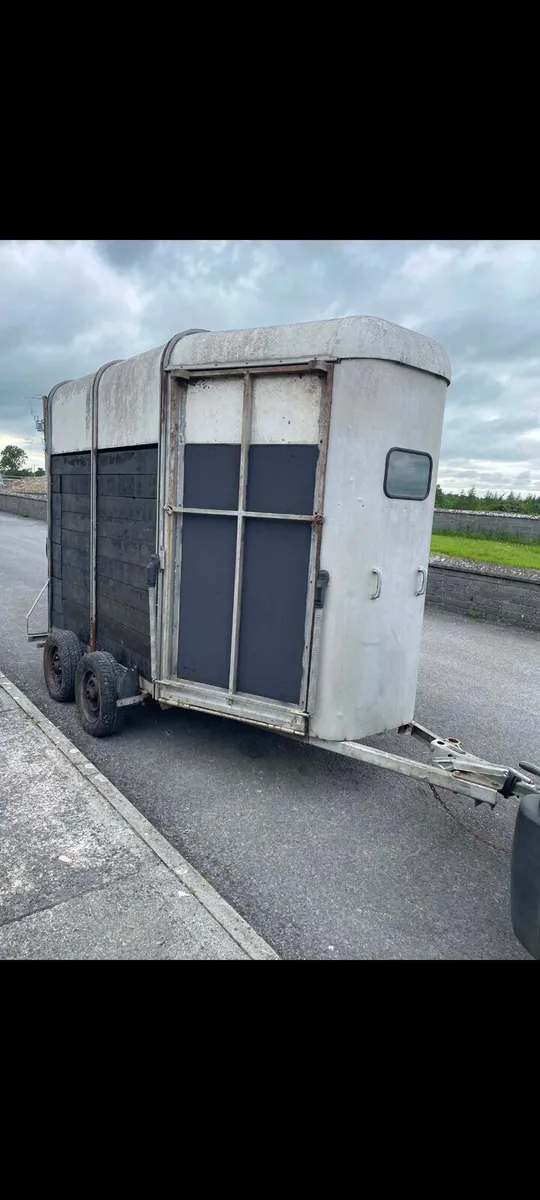 trailers - Image 2