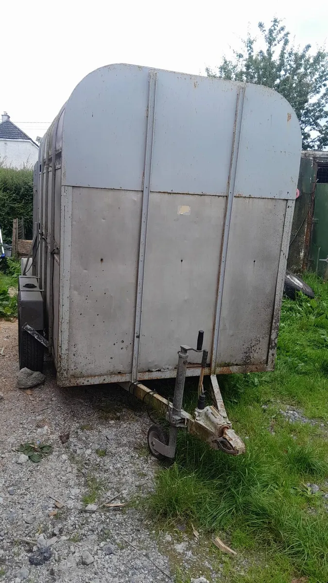 trailers - Image 4