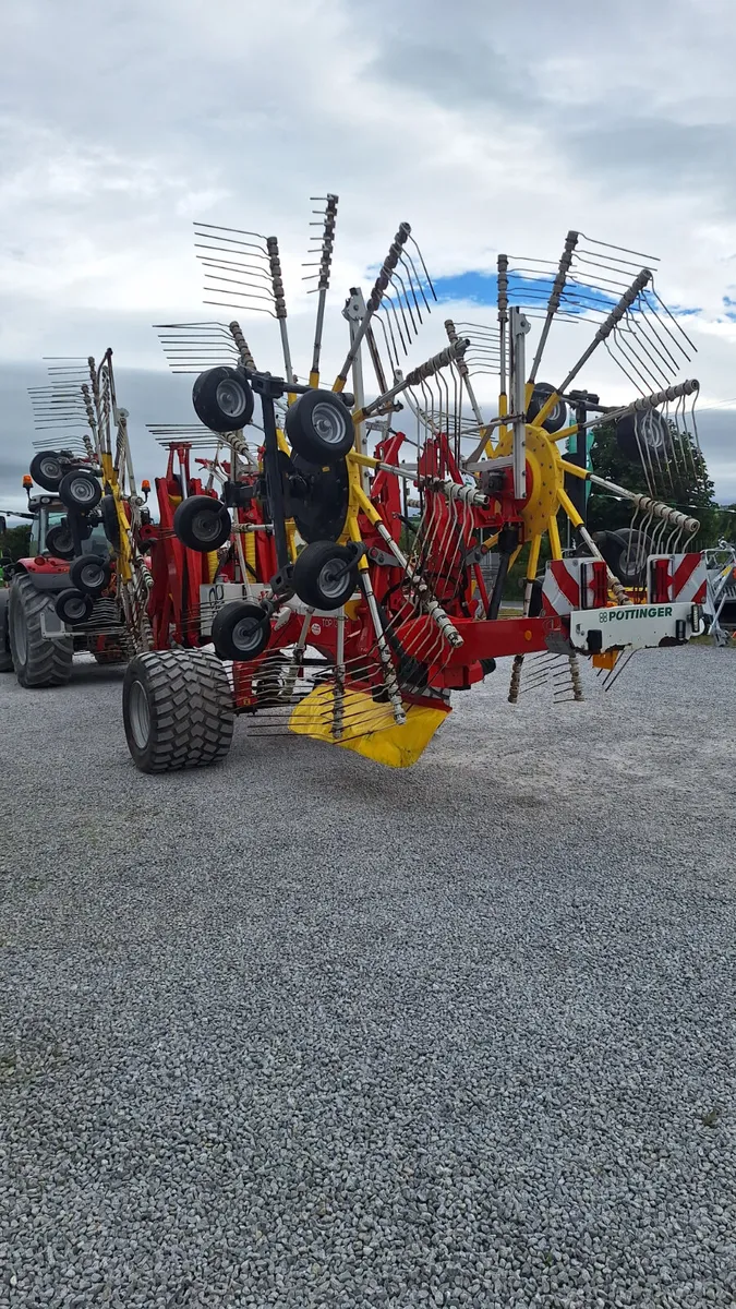2021 POTTINGER TOP 1252C 4 ROTOR - Image 3