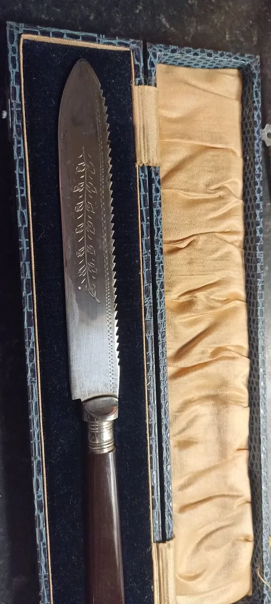 Old Silver Plate Cake Knife - Image 3