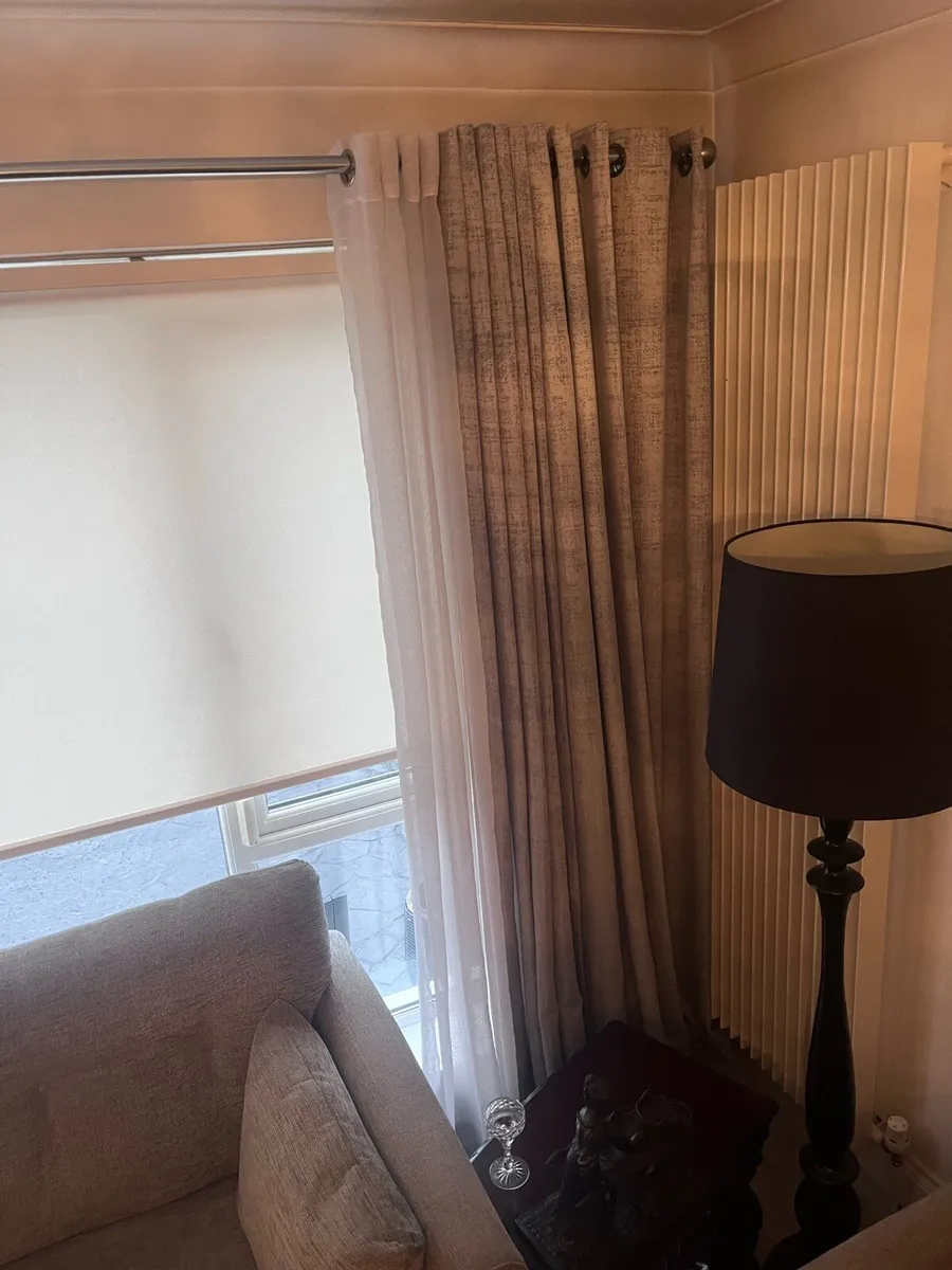 Curtains - Image 1
