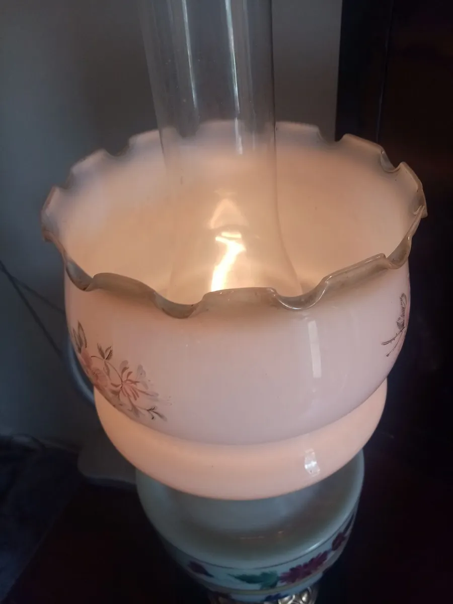 Vintage oil Lamp, wall Clock - Image 3